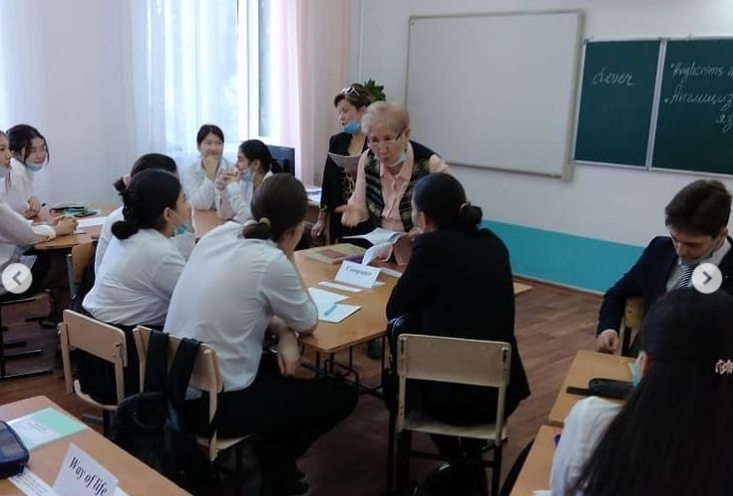Интегрированный урок русский язык/английский язык в 11 "Б" классе