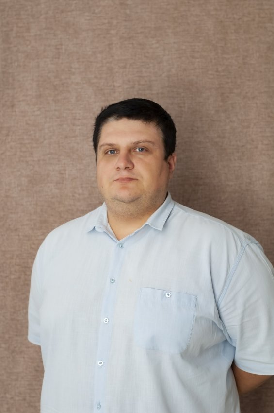 Белозёров Вадим Дмитриевич